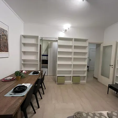Bed & Breakfast Da Amelie - Casa Leonardo A Pochi Minuti Dalla Stazione Porta Susa Di Turin