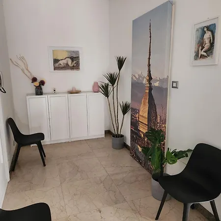 Da Amelie - Casa Leonardo A Pochi Minuti Dalla Stazione Porta Susa Di Turin